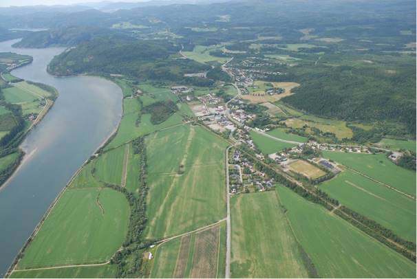 Bygdesenter og kirkestedet Hunn – hvor er det?